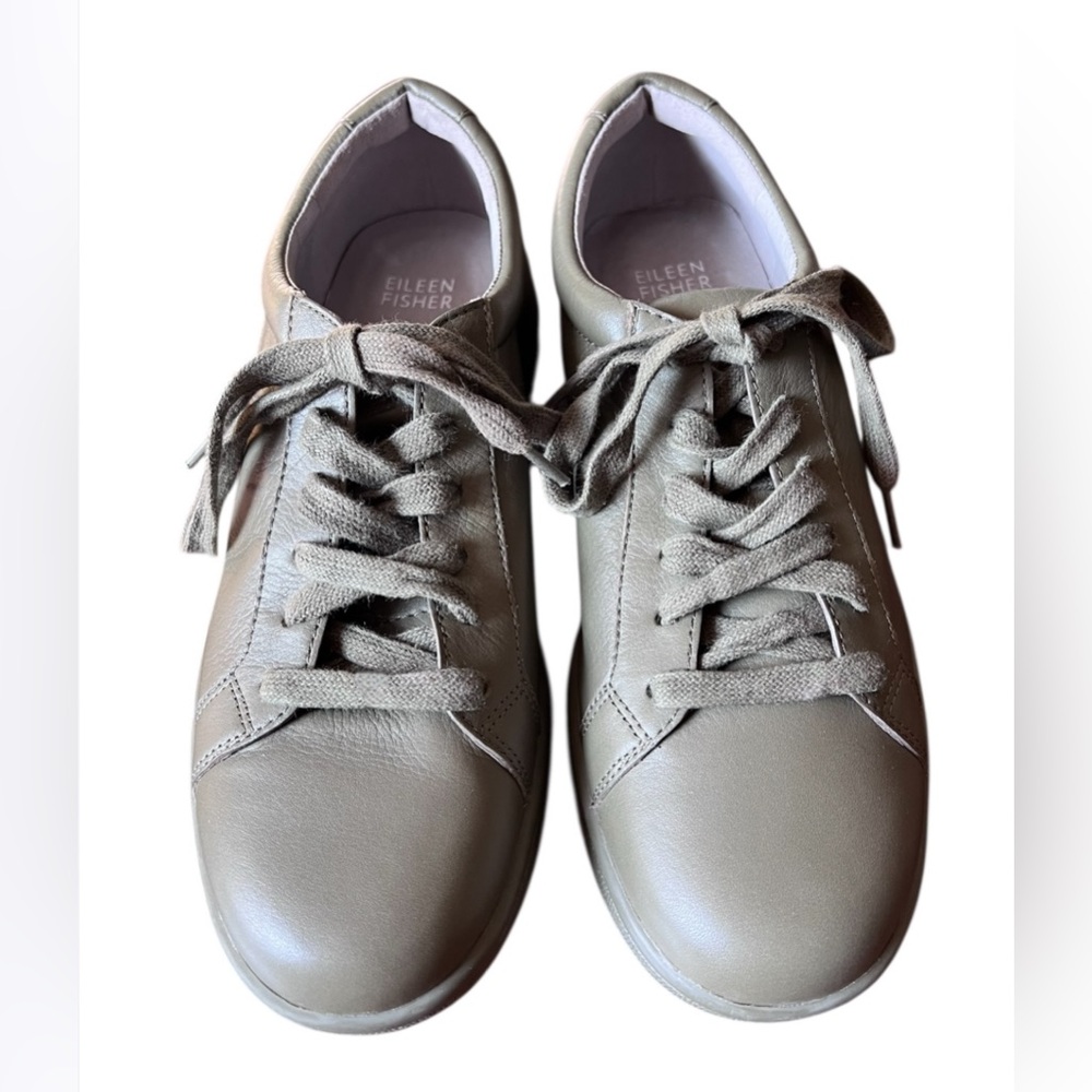 Eileen Fisher Cal Washed Green Leather Sneaker Size 7.5